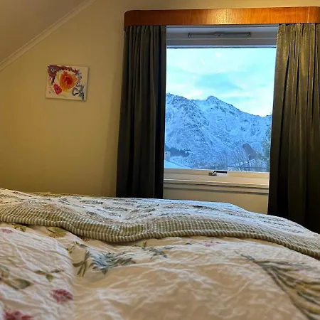 Large House In Quiet And Spectacular Surroundings *
