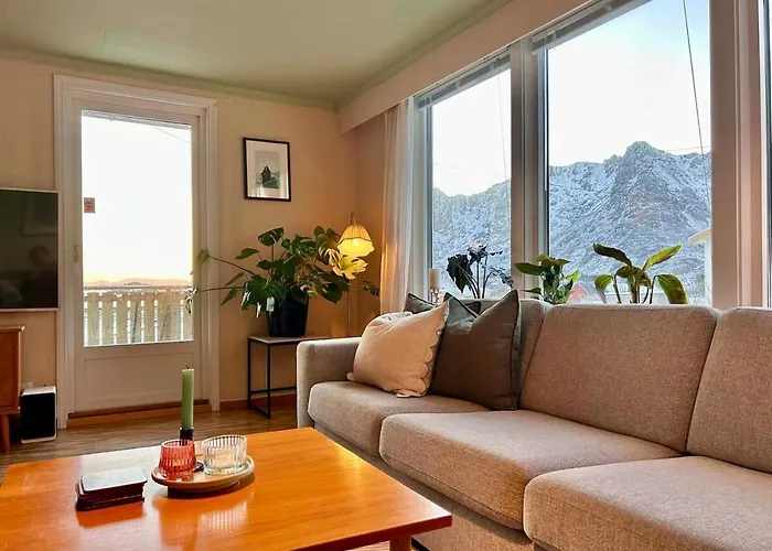 Large House In Quiet And Spectacular Surroundings Semesterbostad