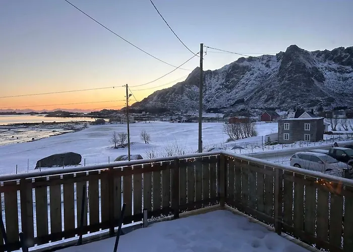 Large House In Quiet And Spectacular Surroundings Vestvagoy
